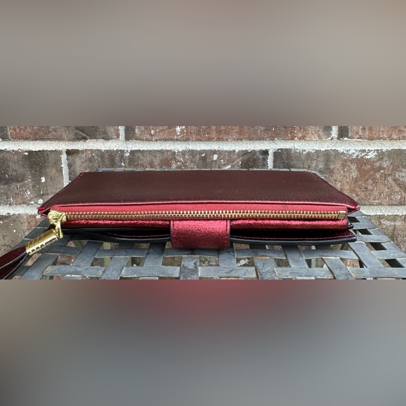 ITSLIFE RFID Blocking Metallic Red Leather Wallet - Picture 15 of 15